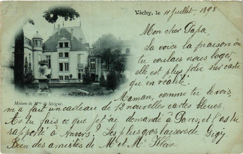 Carte postale ancienne Vichy,Maison de Madame de Sévigné à Vichy