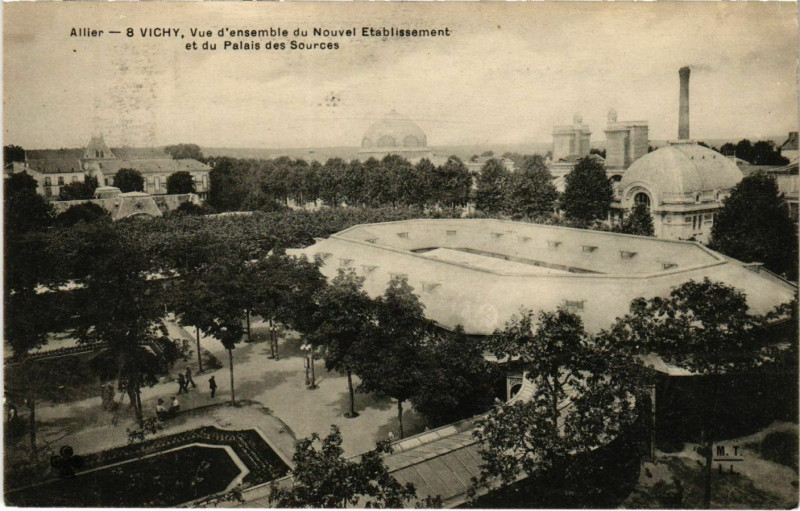 Carte postale ancienne Vichy Vue d'ensemble du Nouvel Etablissemen à Vichy