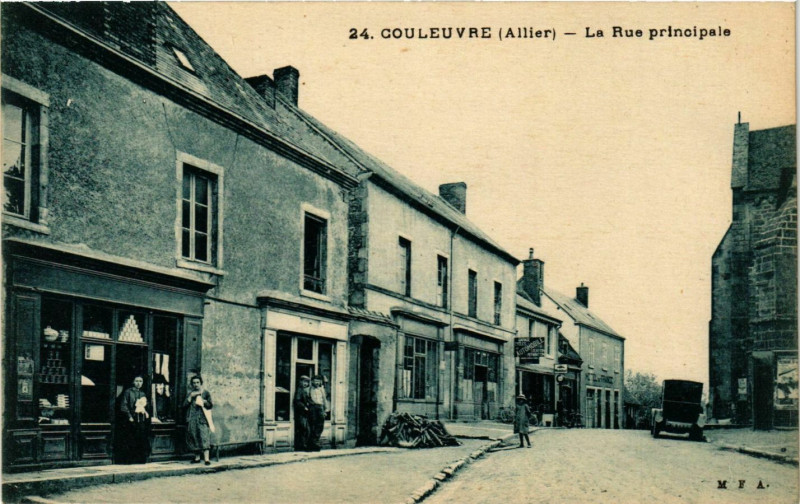 Carte postale ancienne Couleuvre Rue Principale à Couleuvre
