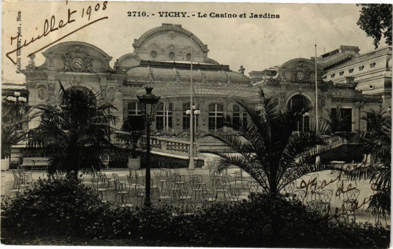 Carte postale ancienne Vichy Le Casino et Jardins à Vichy