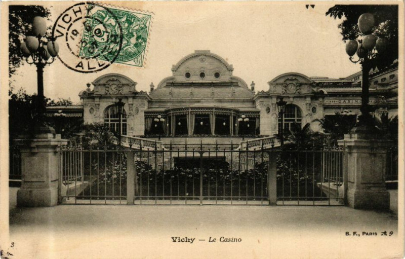 Carte postale ancienne Vichy Le Casino à Vichy