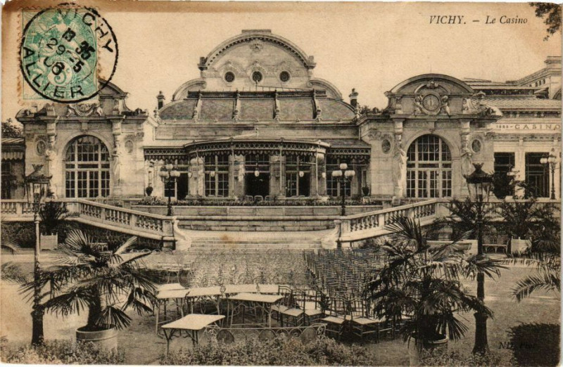 Carte postale ancienne Vichy Le Casino à Vichy