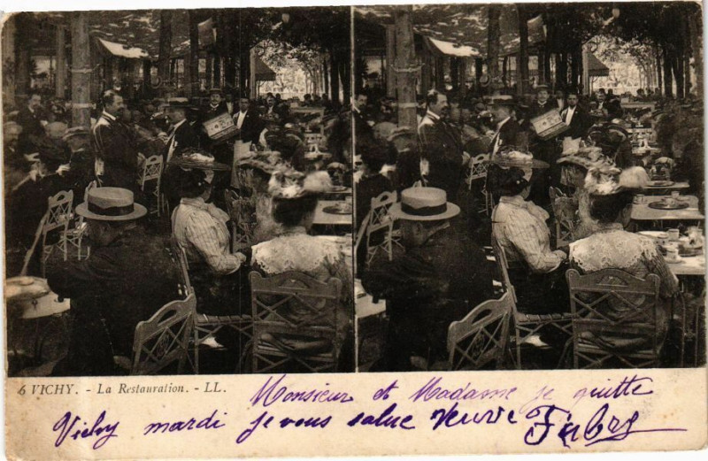 Carte postale ancienne Vichy La Restauration à Vichy