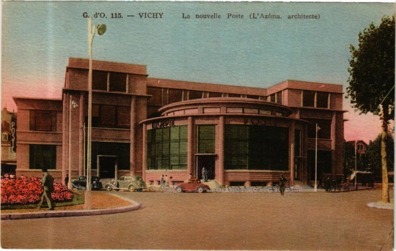 Carte postale ancienne Vichy La nouvelle Poste à Vichy