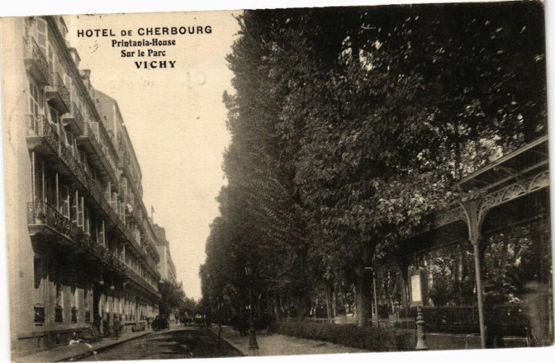 Carte postale ancienne Hotel de Cherbourg-Printania-House Sur le Parc - Vichy à Vichy