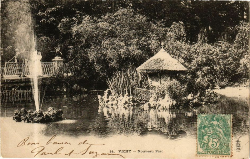 Carte postale ancienne Vichy Nouveau Parc à Vichy