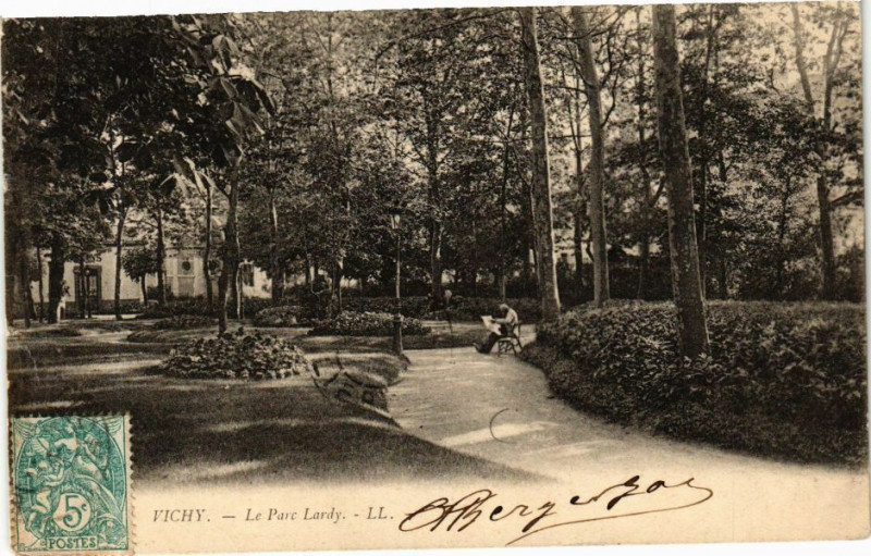 Carte postale ancienne Vichy Le Parc Lardy à Vichy