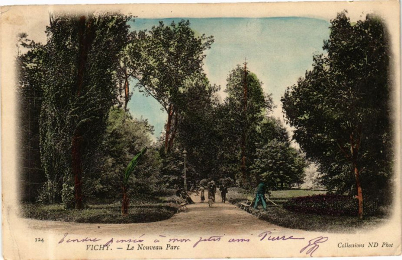 Carte postale ancienne Vichy Le Nouveau Parc à Vichy