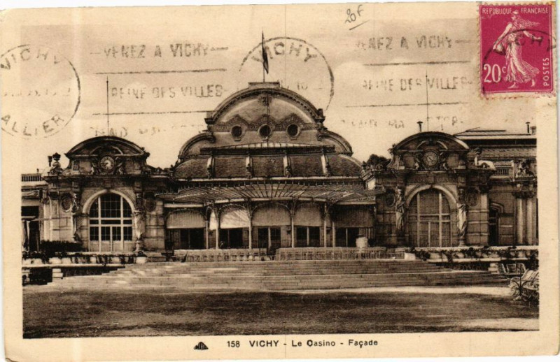 Carte postale ancienne Vichy Le Casino-Facade à Vichy