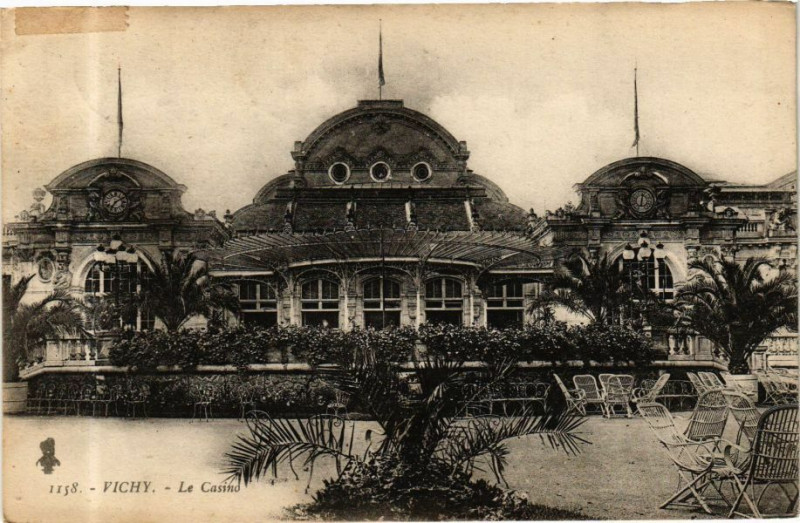 Carte postale ancienne Vichy Le Casino à Vichy