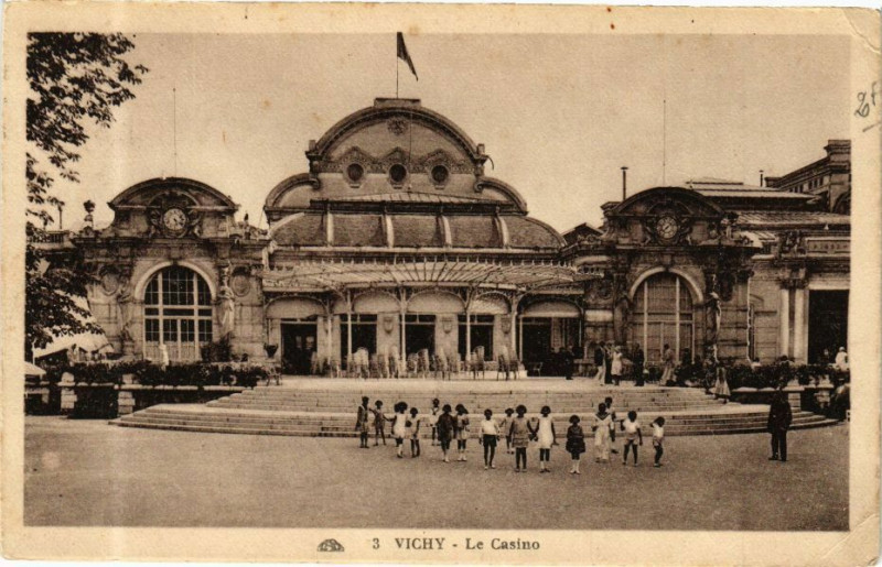 Carte postale ancienne Vichy Le Casino à Vichy