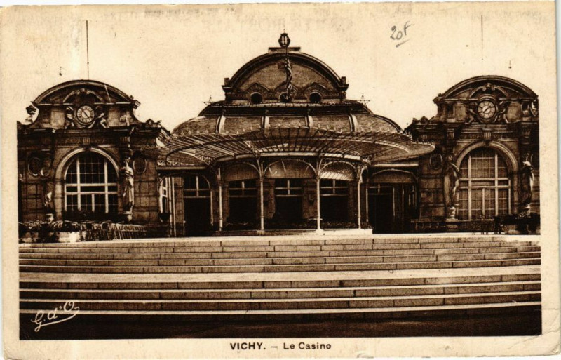 Carte postale ancienne Vichy Le Casino à Vichy