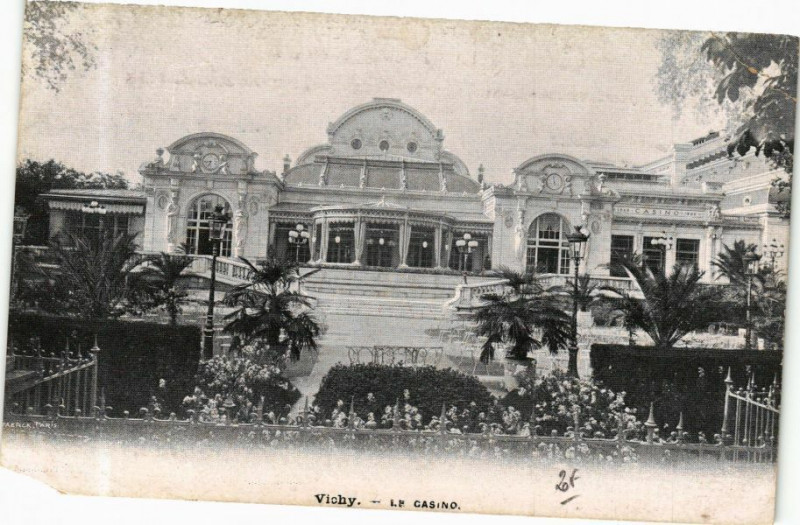 Carte postale ancienne Vichy Le Casino à Vichy
