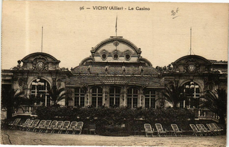 Carte postale ancienne Vichy Le Casino à Vichy