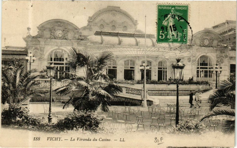 Carte postale ancienne Vichy La Veranda du Casino à Vichy