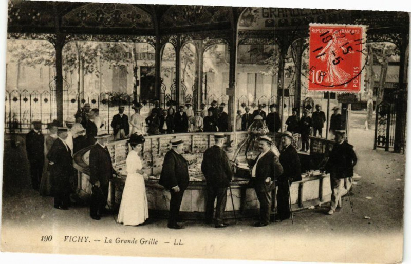 Carte postale ancienne Vichy La Grande Grille à Vichy