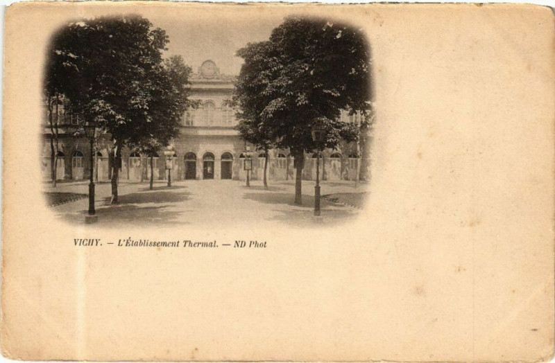 Carte postale ancienne Vichy L'Etablissement Thermal à Vichy