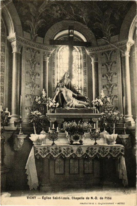 Carte postale ancienne Vichy Eglise Saint Louis à Vichy