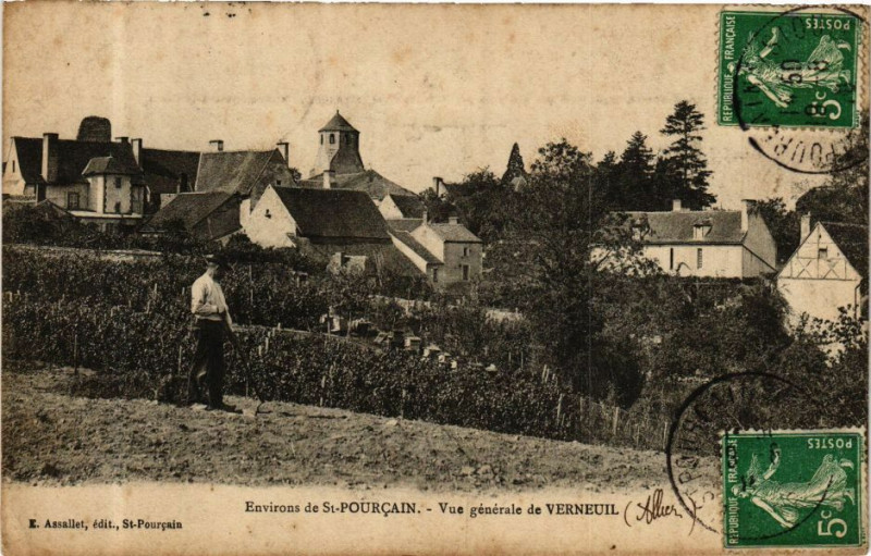 Carte postale ancienne Environs de Saint-Pourcain-Vue générale de Verneuil