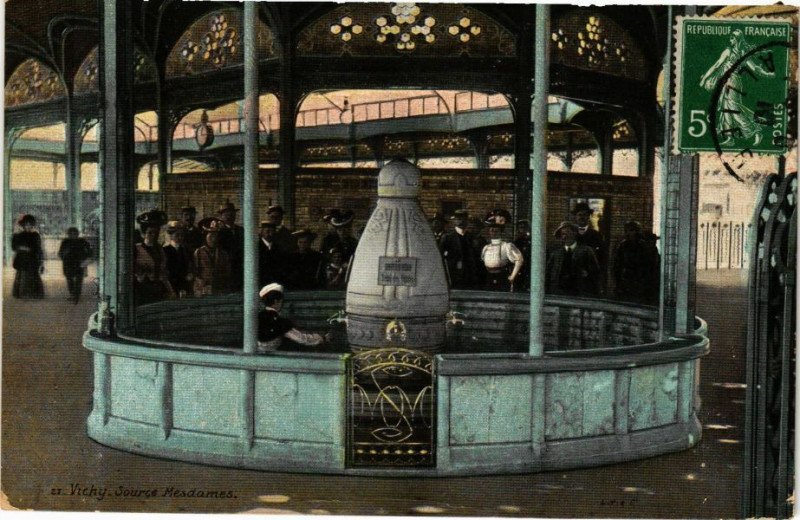 Carte postale ancienne Ed. Aqua 27 Vichy Source Mesdames à Vichy