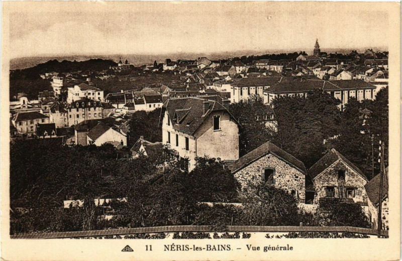 Carte postale ancienne Neris-les-Bains - Vue générale à Néris-les-Bains