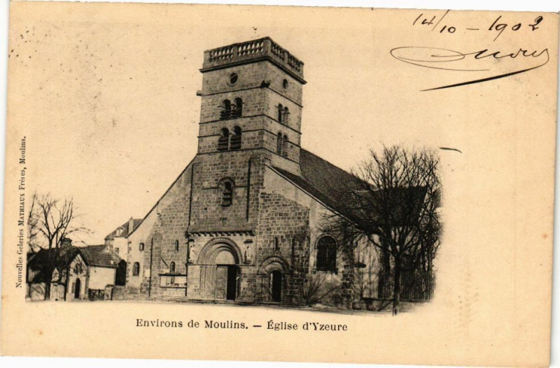 Carte postale ancienne Environs de Moulins - Eglise d'Yzeure à Moulins