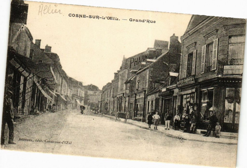 Carte postale ancienne Cosne-sur-L'Oeil-Grand'Rue