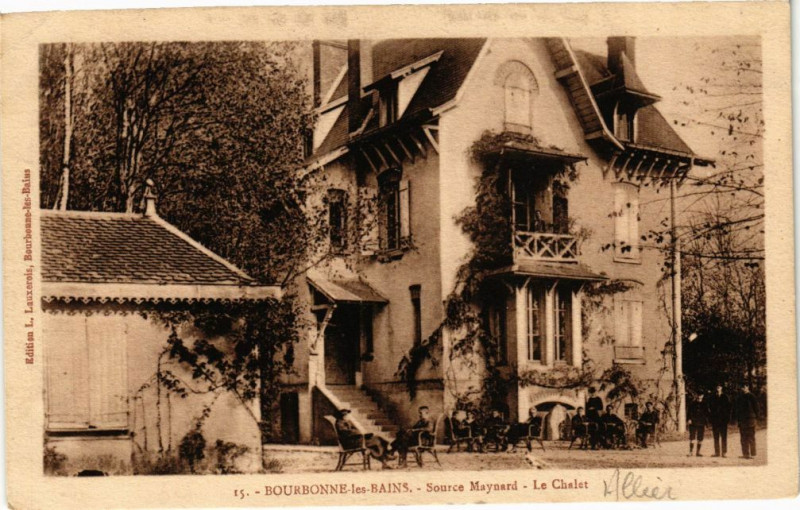 Carte postale ancienne Bourbonne-les-Bains-Source Maynard-Le Chalet