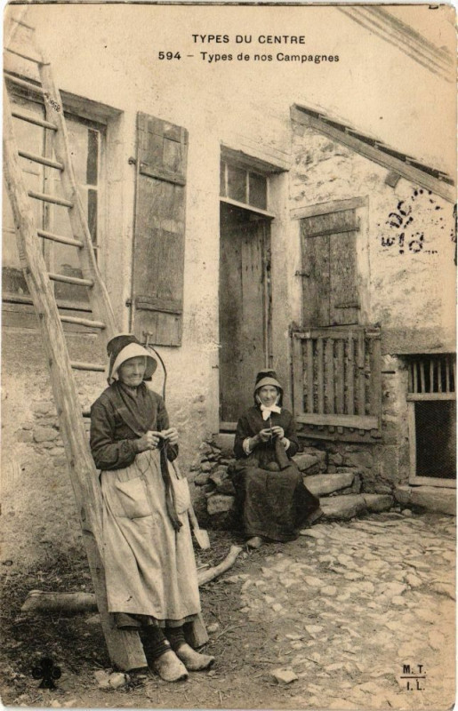 Carte postale ancienne Types du Centre - Types de nos Campagnes