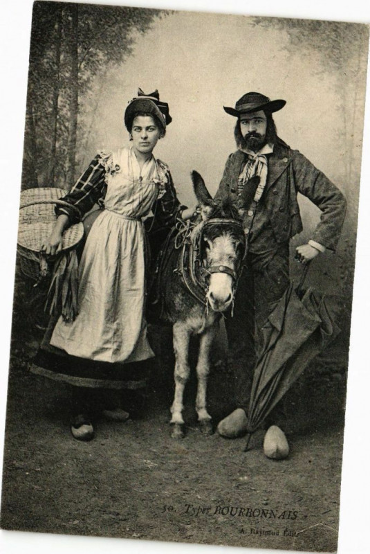 Carte postale ancienne Types Bourbonnais