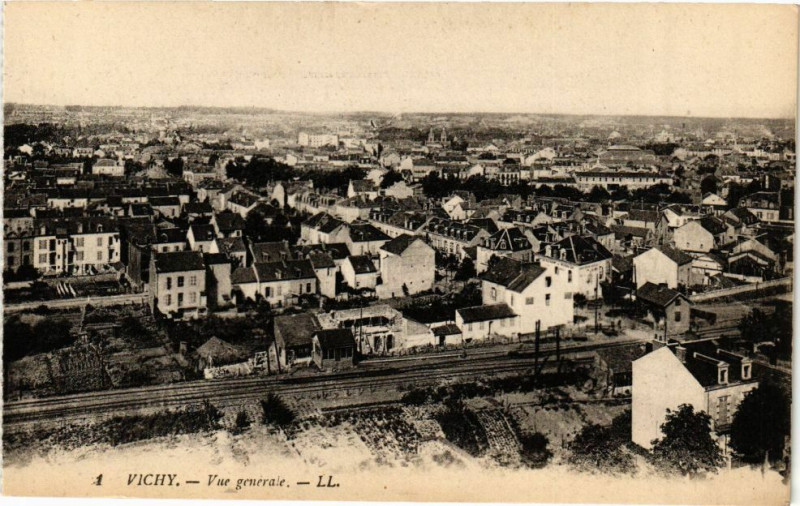 Carte postale ancienne Vichy - Vue générale à Vichy