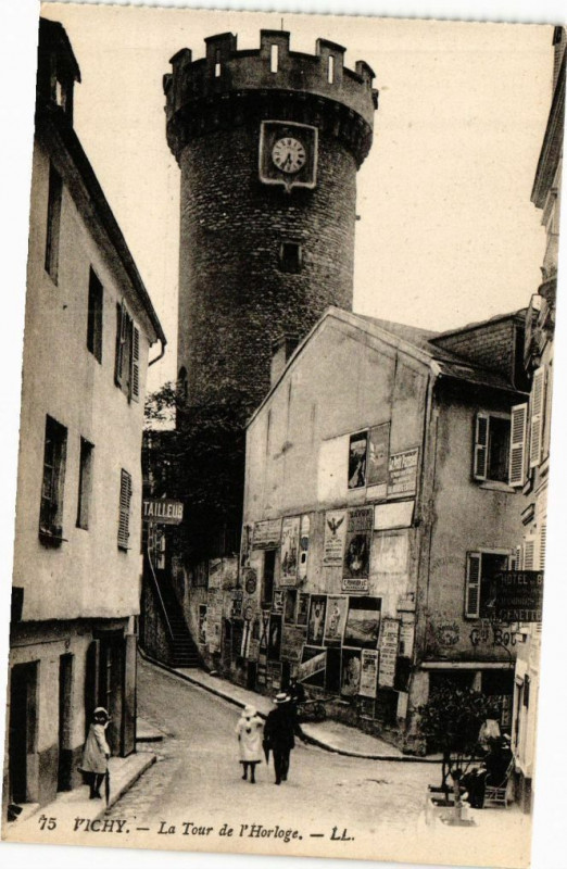Carte postale ancienne Vichy - La Tour de l'Horloge à Vichy