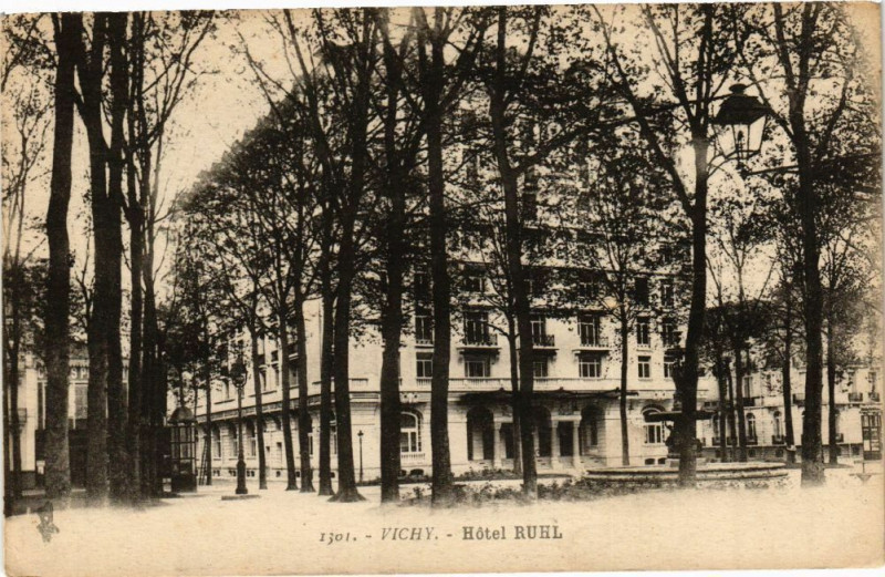 Carte postale ancienne Vichy - Hotel Ruhl à Vichy
