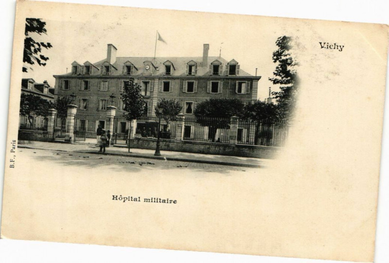 Carte postale ancienne Vichy - Hopital militaire à Vichy