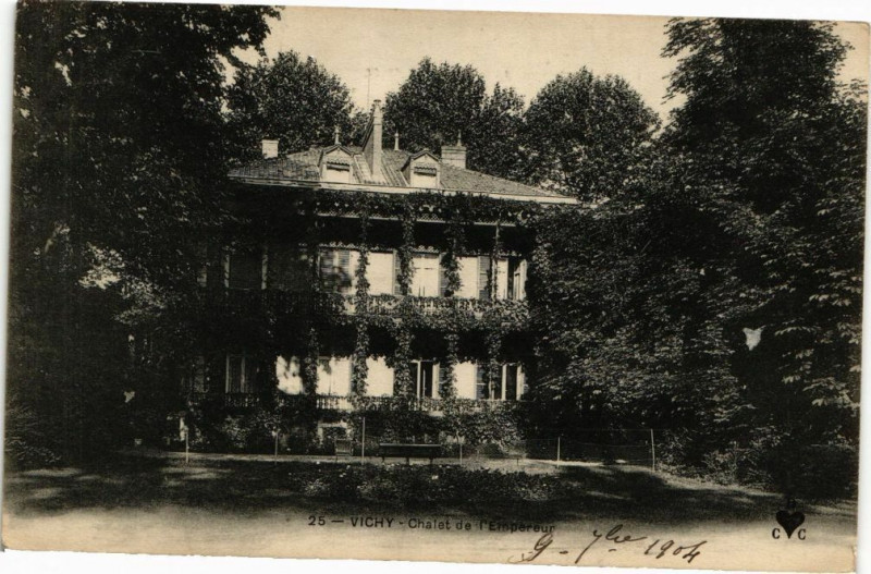 Carte postale ancienne Vichy - Chalet de l'Empereur à Vichy