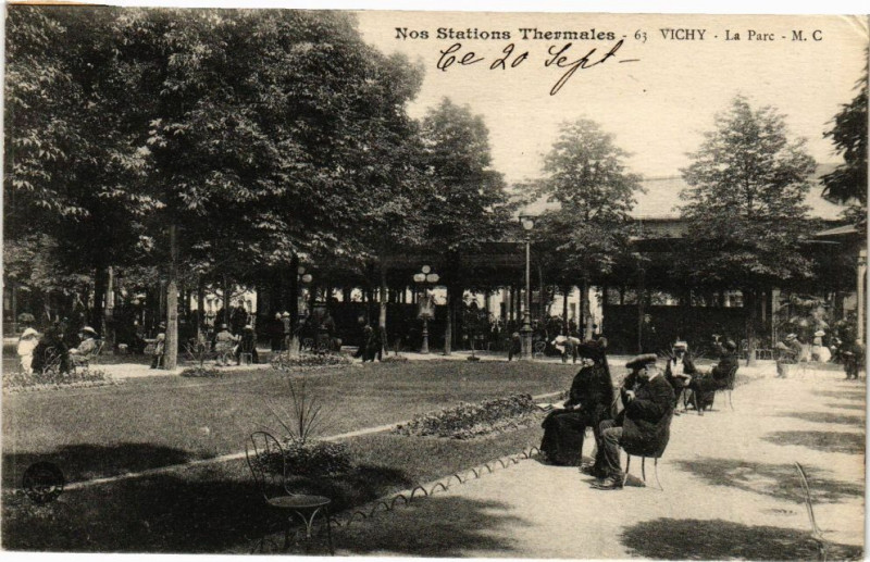 Carte postale ancienne Nos Stations Thermales - Vichy - La Parc à Vichy