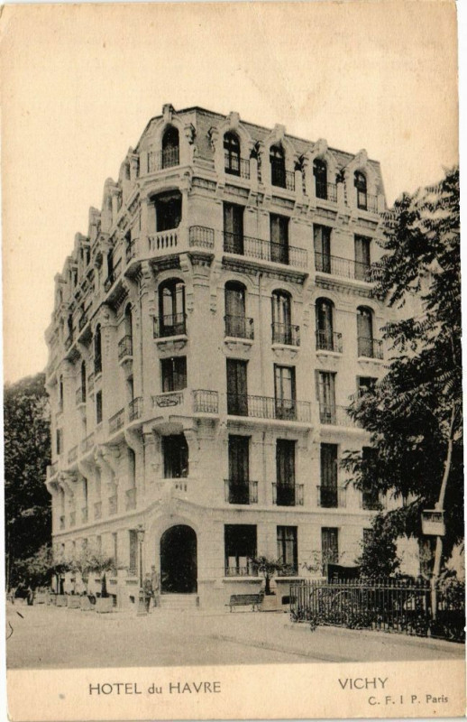 Carte postale ancienne Hotel du Havre - Vichy à Vichy