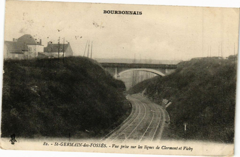 Carte postale ancienne Saint-Germain-des-Fosses - Vue prise sur les lignes de Clermont à Saint-Germain-des-Fossés