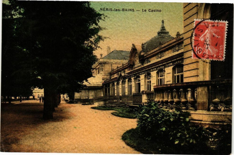 Carte postale ancienne Neris-les-Bains - Le Casino à Néris-les-Bains