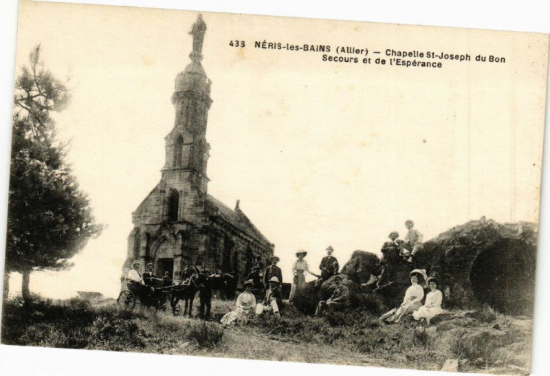 Carte postale ancienne Neris Chapelle Saint-Joseph du Bon Secours et de l'Espérance