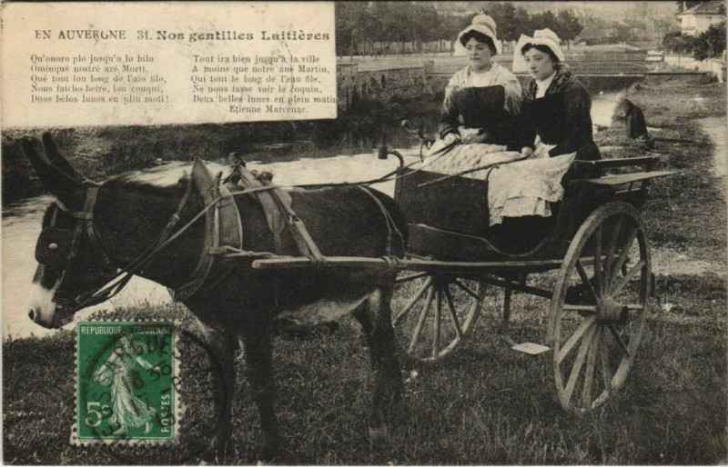 Carte postale ancienne Nos gentilles Laitieres France