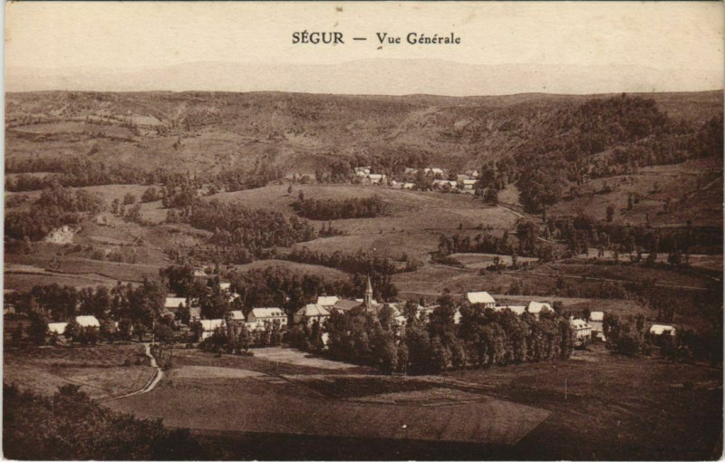 Carte postale ancienne Segur Vue generale France