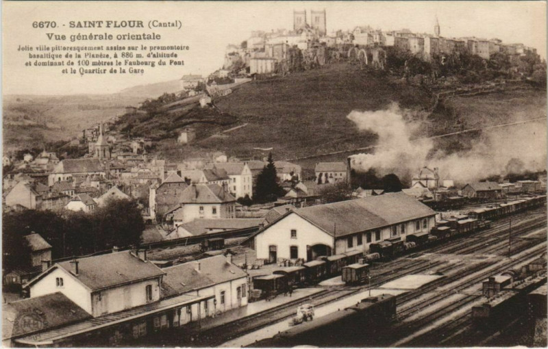 Carte postale ancienne Saint-Flour Vue Generale orientale France à Saint-Flour