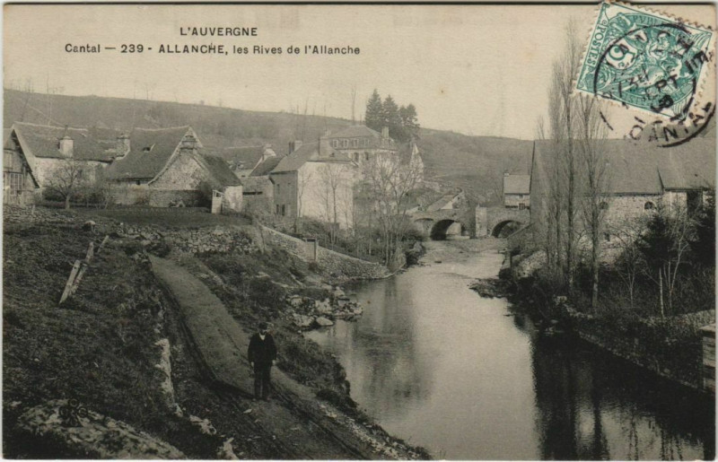 Carte postale ancienne Allanche Les Rives de l'Allanche France à Allanche