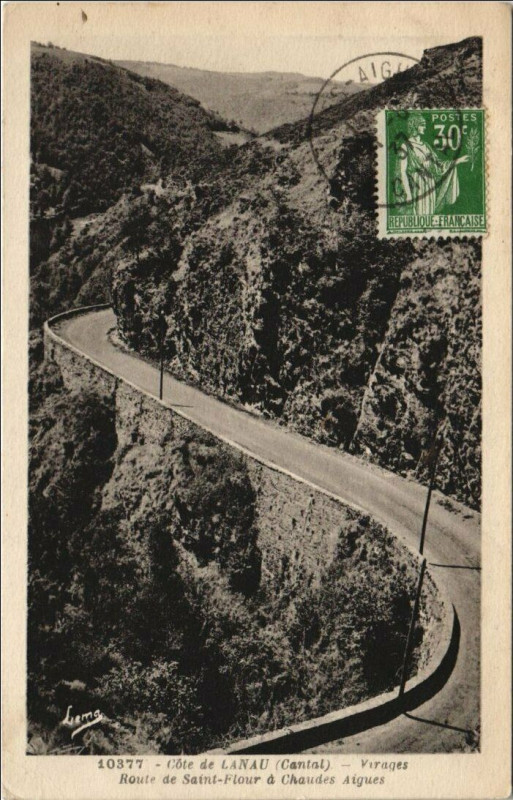 Carte postale ancienne Virages Route de Saint-Flour a Chaudesaigues France à Saint-Flour