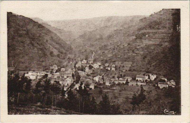 Carte postale ancienne Molompize vue generale France à Molompize