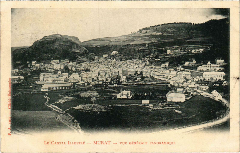 Carte postale ancienne Murat Vue générale Panoramique Cantal à Murat