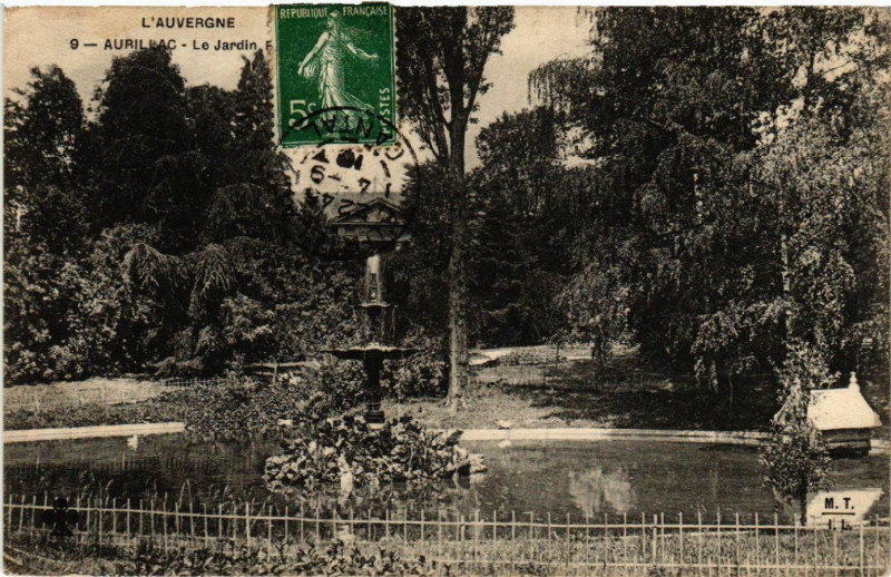 Carte postale ancienne Aurillac - Le Jardin à Aurillac