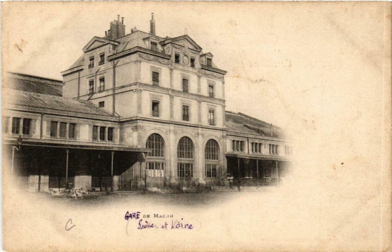 Carte postale ancienne Macon La Gare à Mâcon