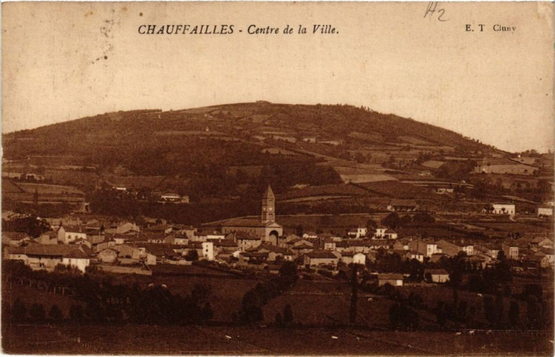 Carte postale ancienne Chauffailles Centre de la Ville à Chauffailles